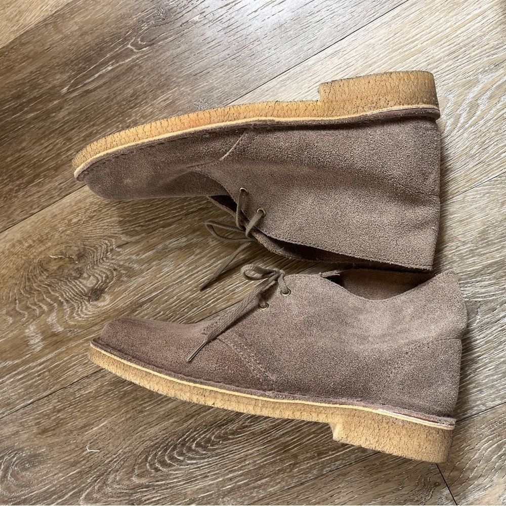 Clarks Originals leather distressed taupe desert boot tan suede 9 burning man